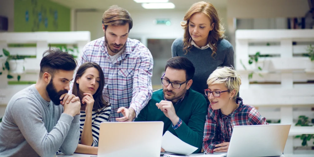 Why Salesforce Users Email Lists Matter for Marketers